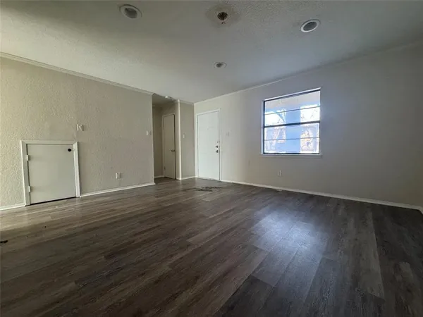 $124,900 | 1421 South 12th Street, Unit 107, Waco, TX 76706