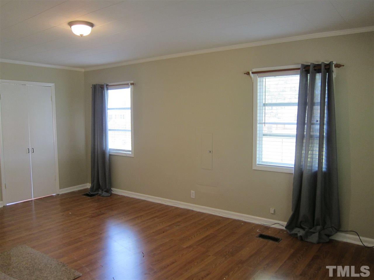 614 Crosby Road Durham, NC 27704 - Photo 11 of 17 Gallery Image 11