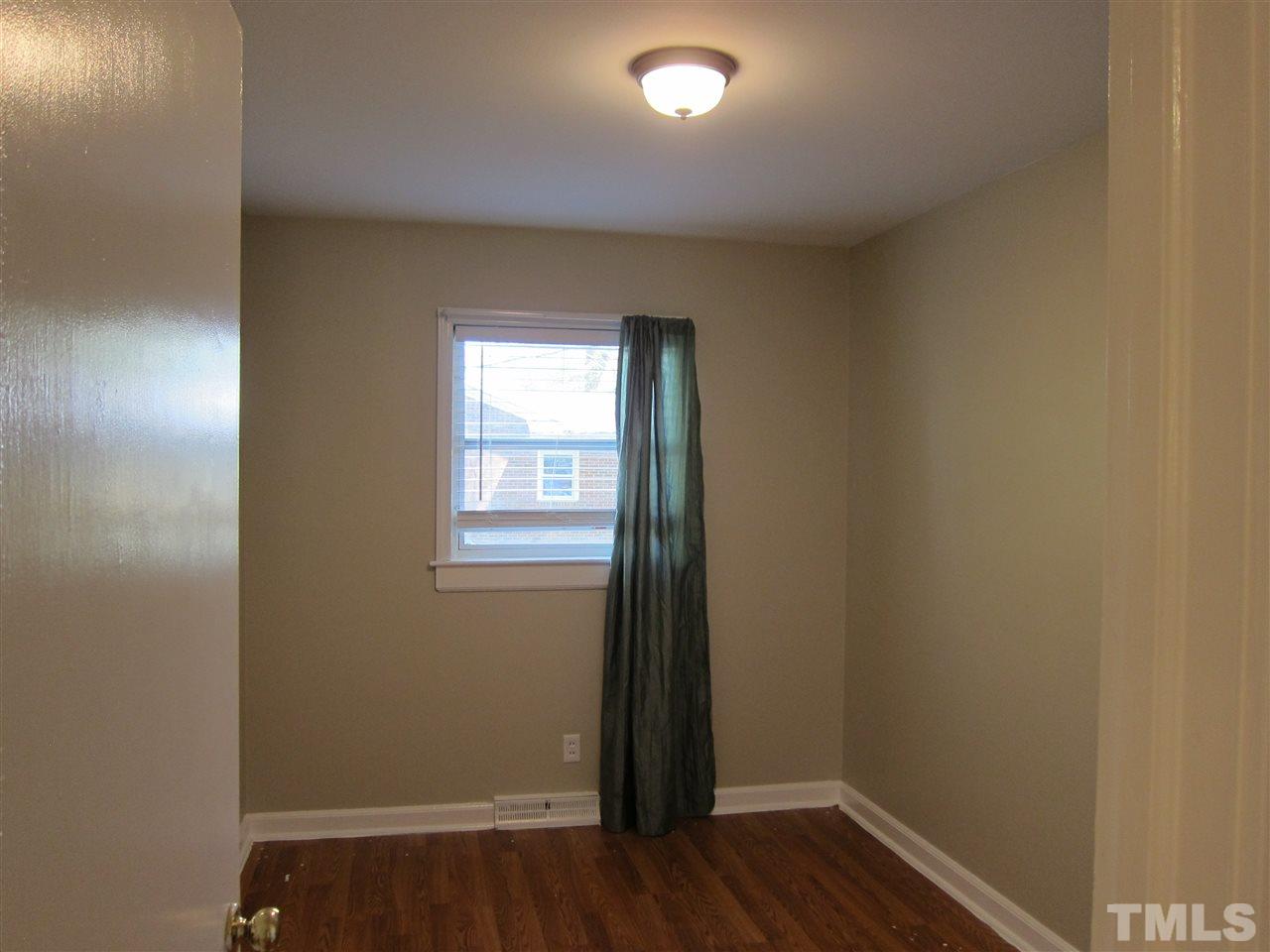614 Crosby Road Durham, NC 27704 - Photo 8 of 17 Gallery Image 8