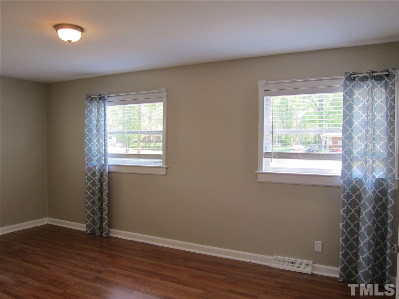 614 Crosby Road Durham, NC 27704 - Photo 9 of 17 Gallery Image 9