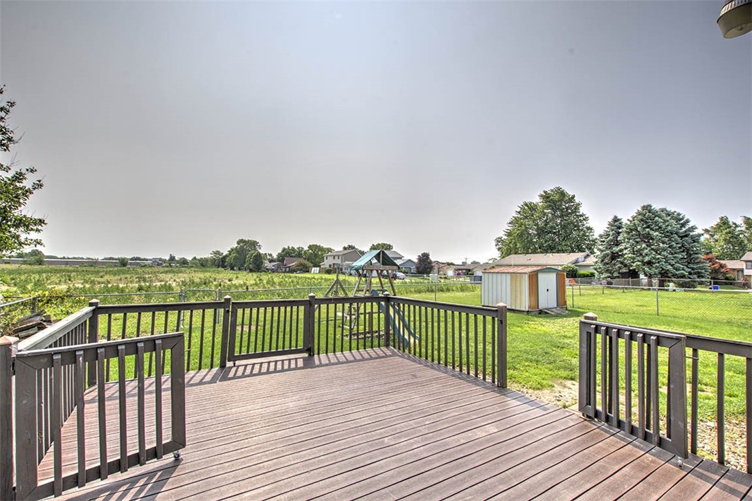 3444 North Spring Creek Road Decatur, IL 62526 - Photo 2 of 24