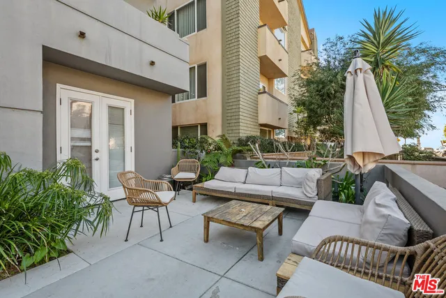 $8,500 | 20 Quarterdeck Street, Unit 1, Marina del Rey, CA 90292