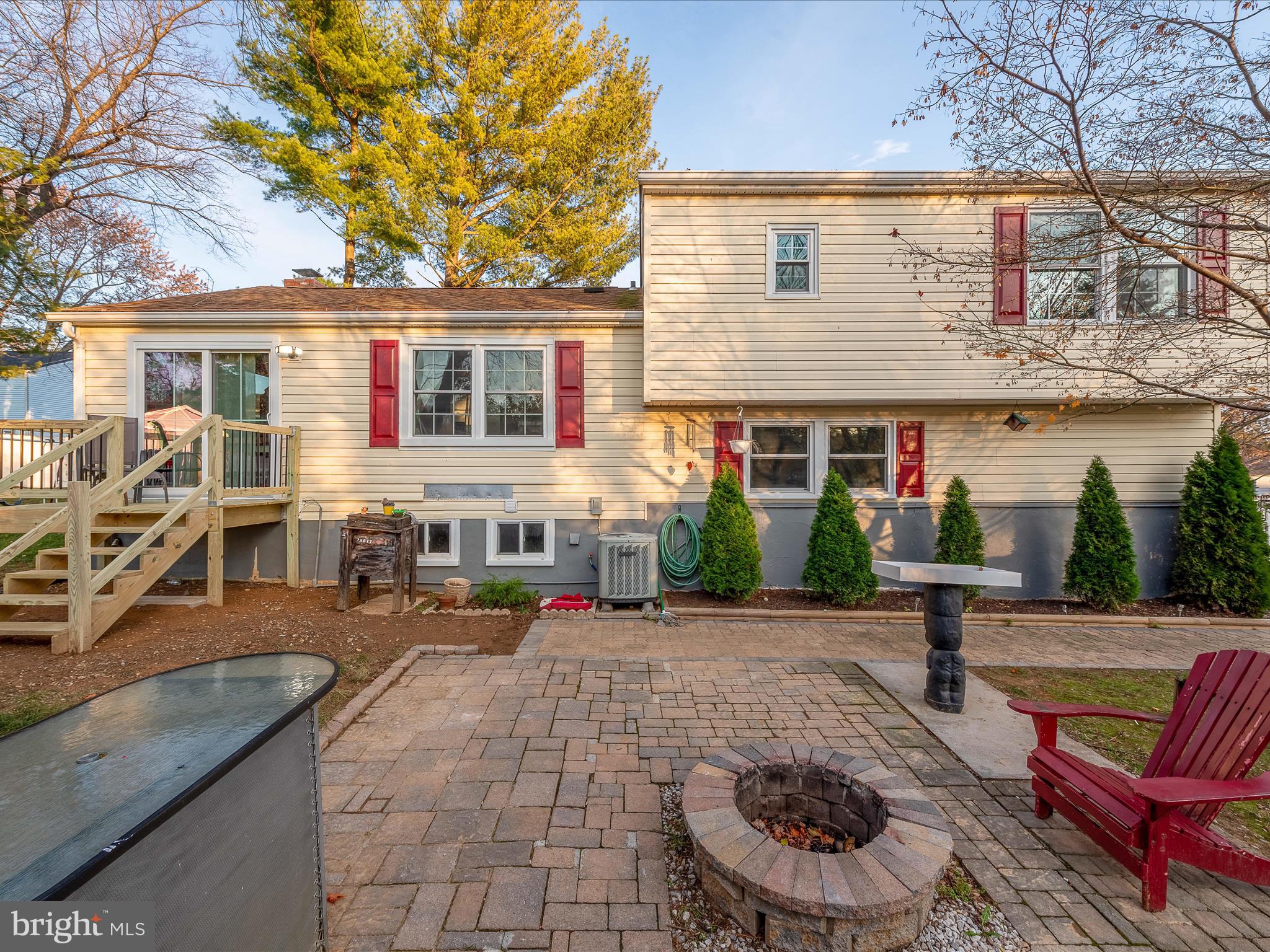 125 Deerfield Place Frederick, MD 21702 - Photo 23 of 34 Stairs off dining room lead to your awesome yard