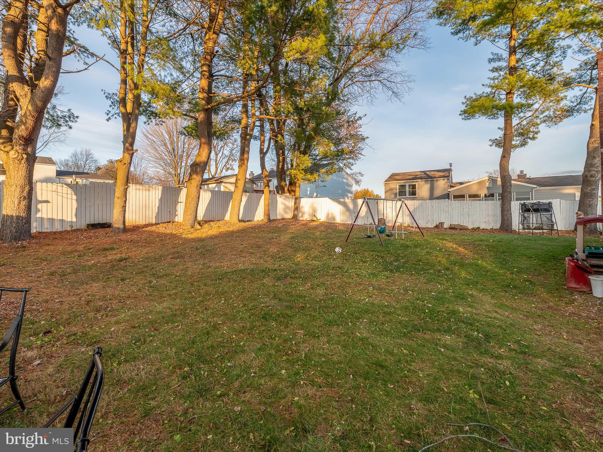 125 Deerfield Place Frederick, MD 21702 - Photo 29 of 34 Fully fenced and ready for the pups!