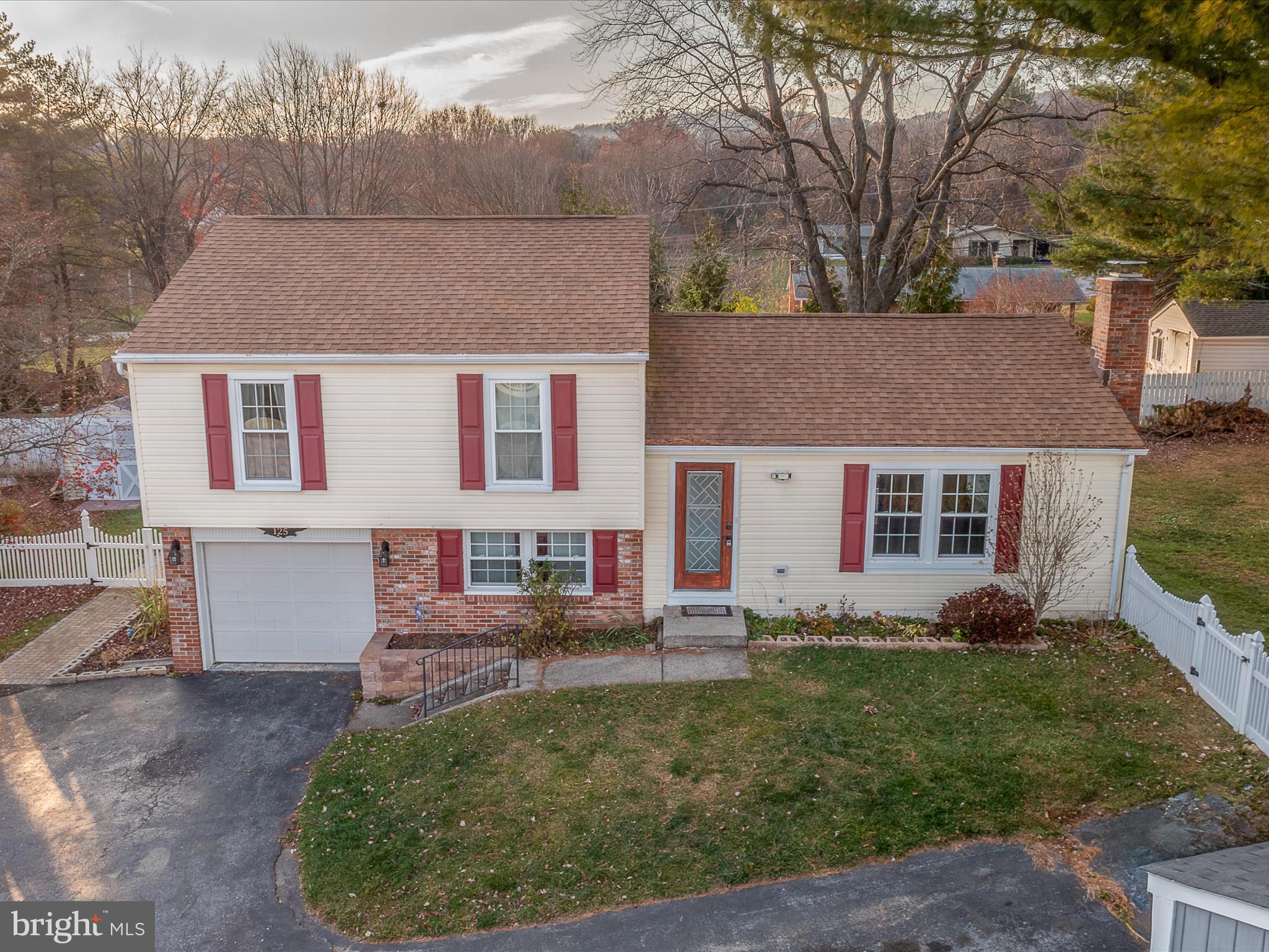 125 Deerfield Place Frederick, MD 21702 - Photo 34 of 34 Call for your showing today!