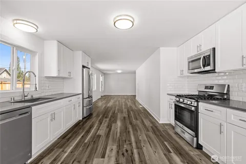 $679,950 | 8823 South Yakima Avenue, Tacoma, WA 98444