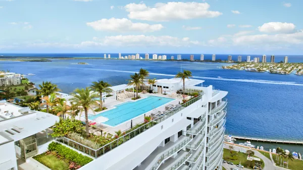 $19,995 | 220 Lake Shore Drive, Unit 704, Lake Park, FL 33403