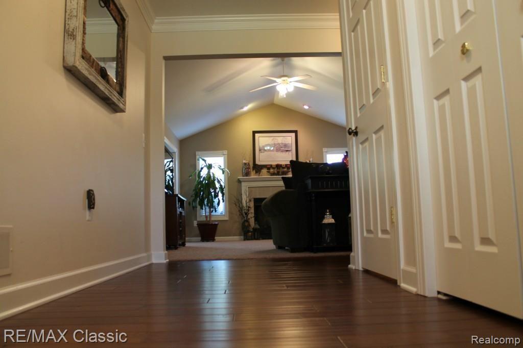 Entry way bamboo flooring 