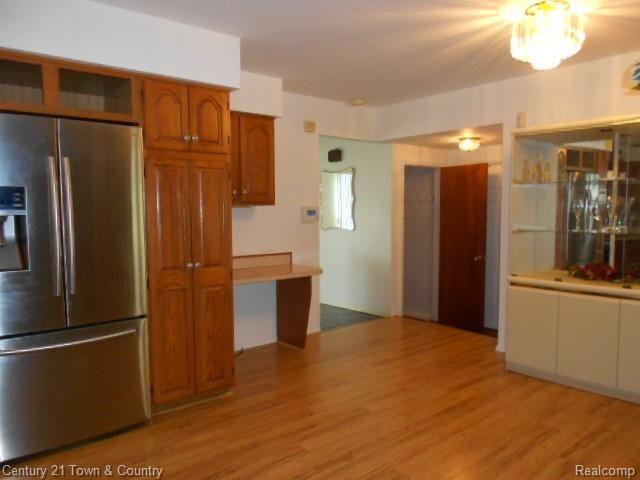 1813 Springfield Street Flint, MI 48503 - Photo 10 of 23 DSCN3767.JPG