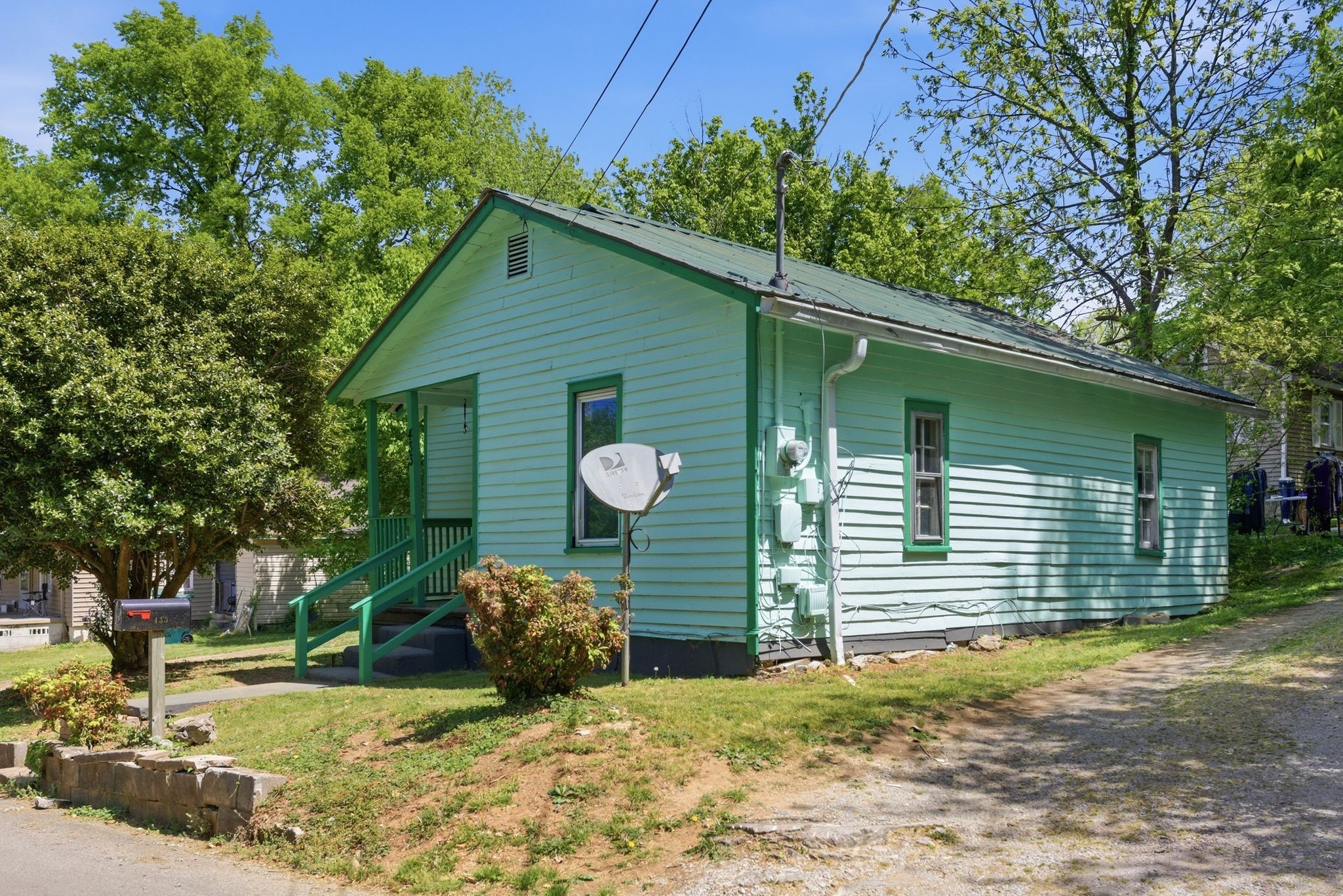 433 Jones Street Pulaski, TN 38478 - Photo 4 of 25 a view of a house with a yard