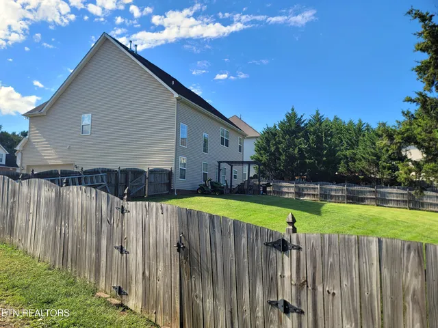 $485,000 | 7541 Woodcreek View Lane, Knoxville, TN 37931