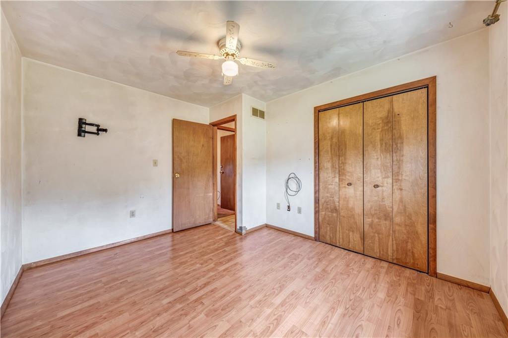 912 Chapel Road Monaca, PA 15061 - Photo 10 of 23 Gallery Image 10