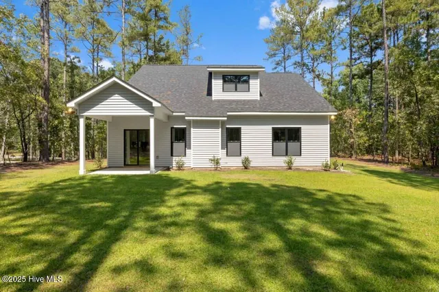 $435,000 | 16040 Caddie Court, Unit LOT 2, Wagram, NC 28396