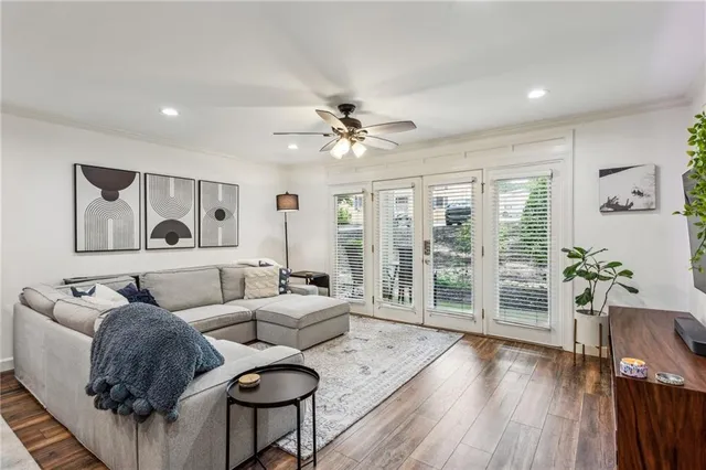 $1,895 | 3650 Ashford Dunwoody Road Northeast, Unit 811, Atlanta, GA 30319