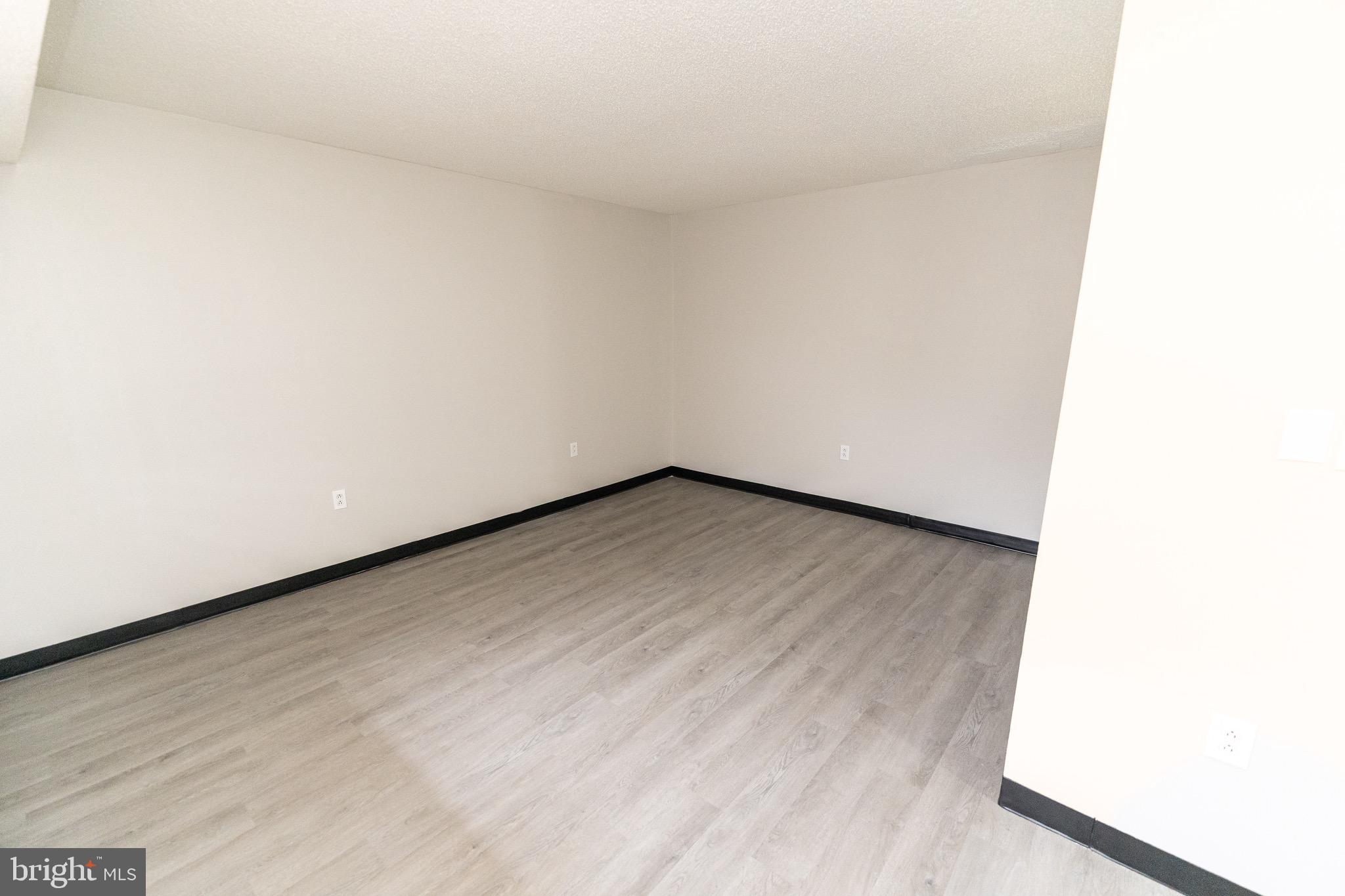 510 South Main Street, Unit 18 Hurlock, MD 21643 - Photo 8 of 24
