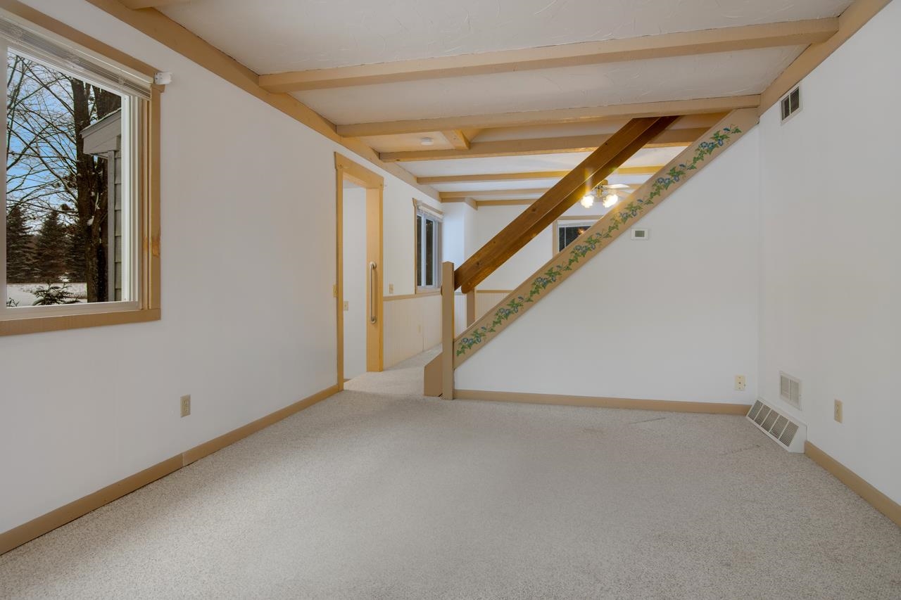 10762 Thiel Road Traverse City, MI 49685 - Photo 12 of 26 1918609-aa3d63bd-cc54-4b91-8caa-d575ee87a8ef.JPG