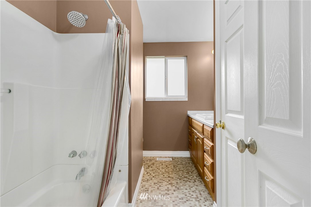 8807 233rd Place Southwest Edmonds, WA 98026 - Photo 20 of 24 Gallery Image 20