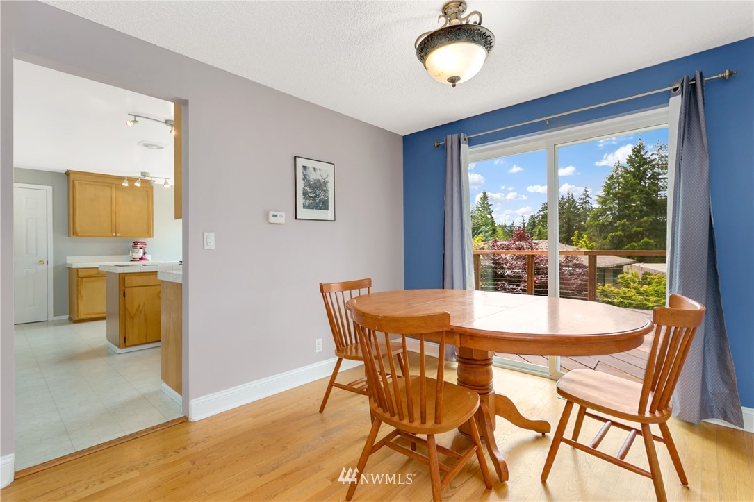 8807 233rd Place Southwest Edmonds, WA 98026 - Photo 9 of 24 Gallery Image 9