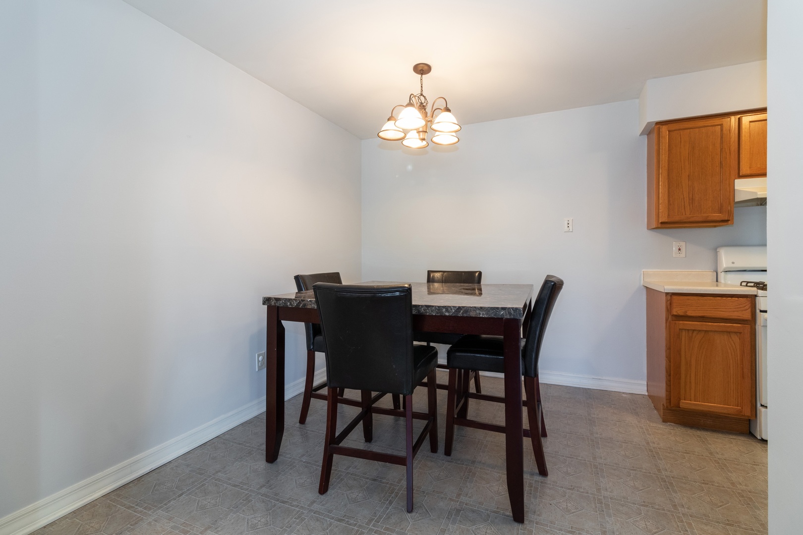 19360 Wolf Road, Unit 12 Mokena, IL 60448 - Photo 6 of 10