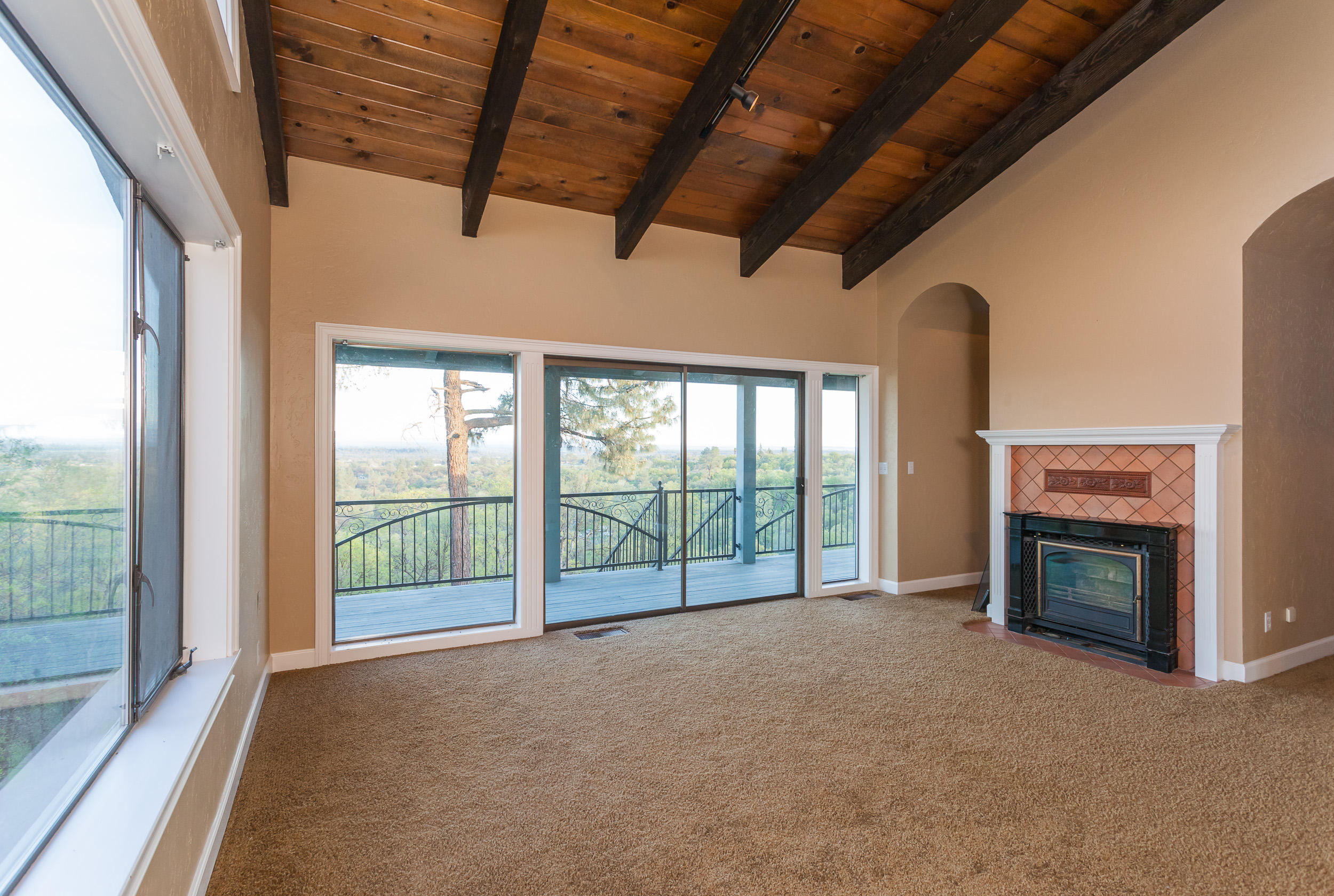 10407 Sundance Road Palo Cedro, CA 96073 - Photo 13 of 35 10407SundanceRoad-MLS-54.jpg