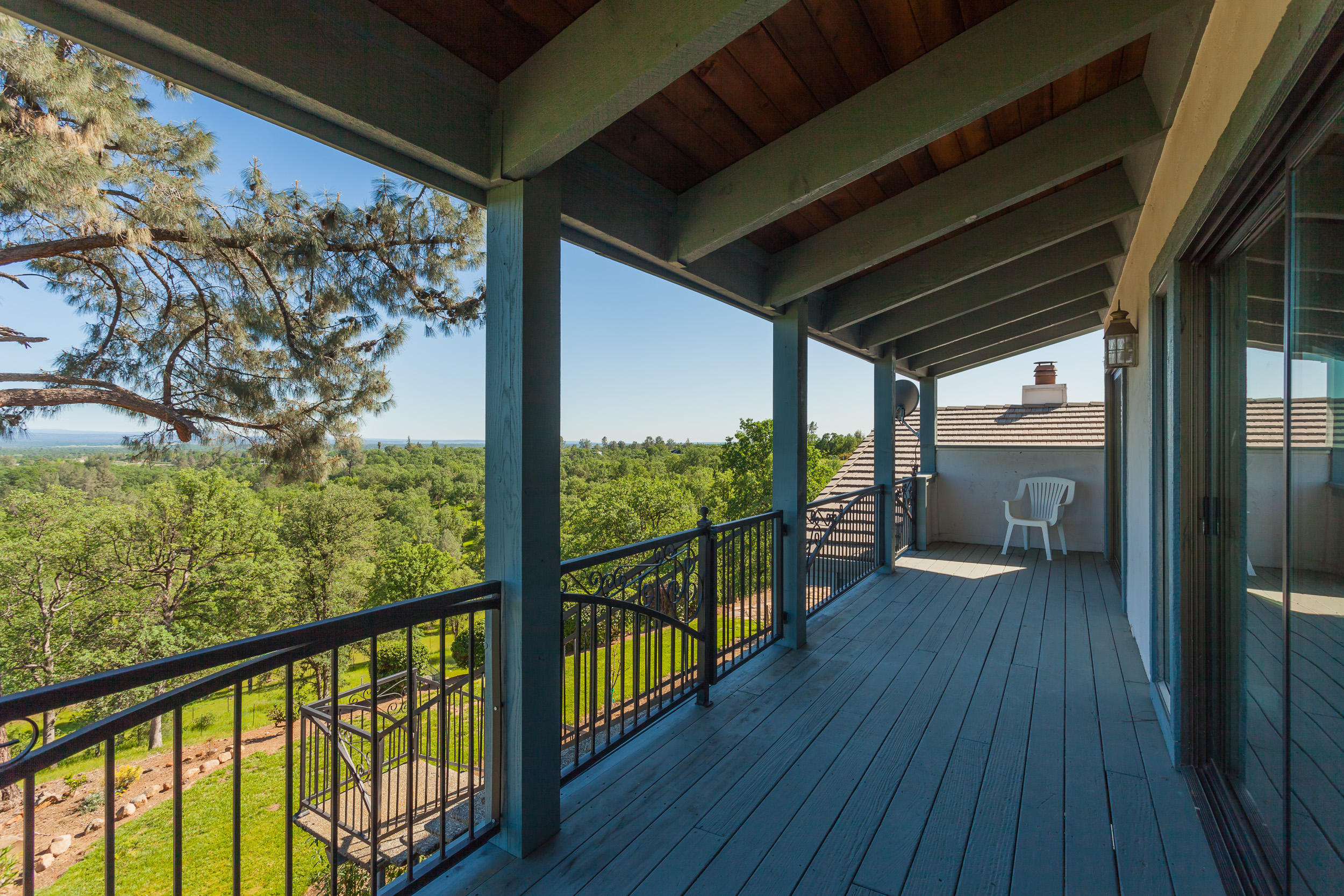 10407 Sundance Road Palo Cedro, CA 96073 - Photo 17 of 35 10407Sundance-Exterior-MLS-27.jpg