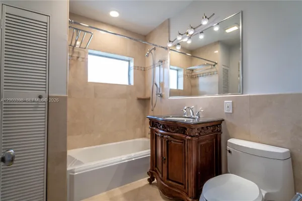 $5,600 | 475 South Shore Drive, Miami Beach, FL 33141