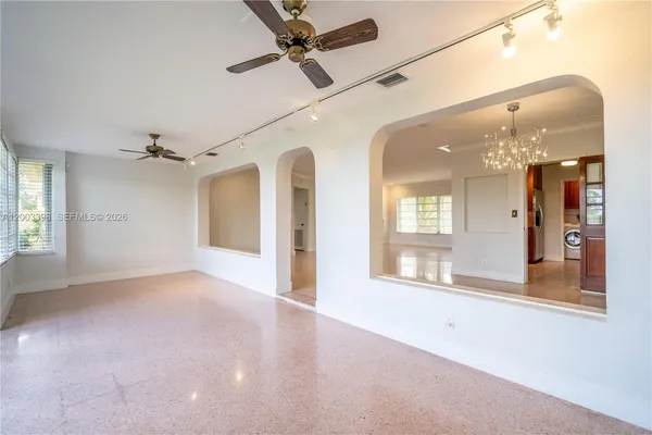 $5,600 | 475 South Shore Drive, Miami Beach, FL 33141