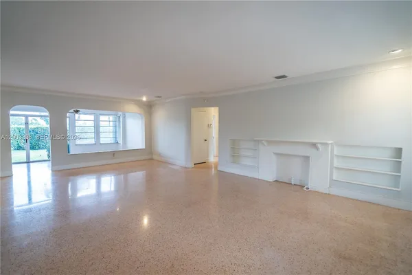 $5,600 | 475 South Shore Drive, Miami Beach, FL 33141