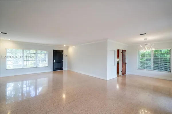 $5,600 | 475 South Shore Drive, Miami Beach, FL 33141