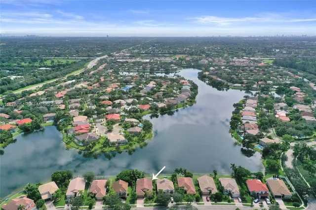 $749,900 | 1947 Northwest 130th Avenue, Pembroke Pines, FL 33028