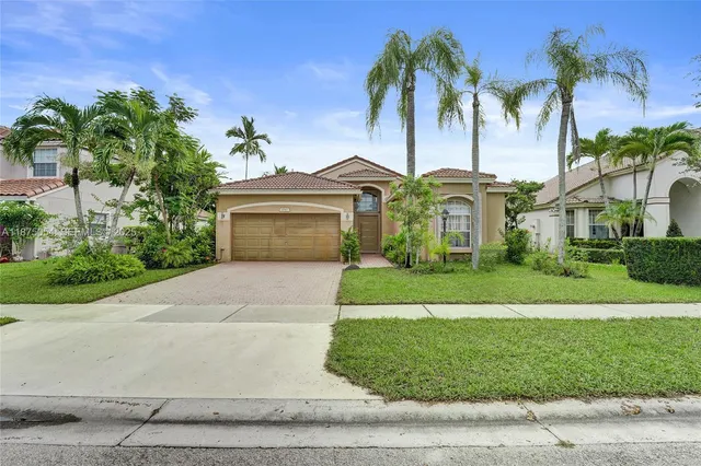 $749,900 | 1947 Northwest 130th Avenue, Pembroke Pines, FL 33028