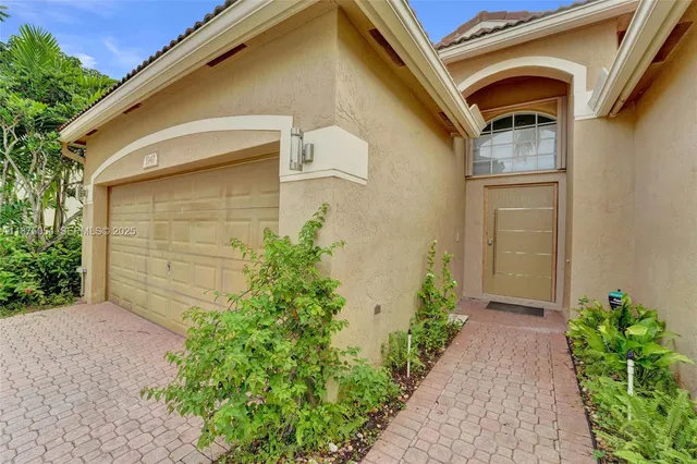 $749,900 | 1947 Northwest 130th Avenue, Pembroke Pines, FL 33028