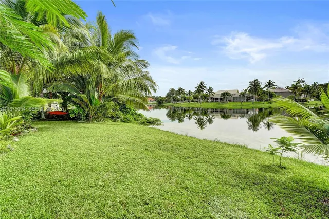 $749,900 | 1947 Northwest 130th Avenue, Pembroke Pines, FL 33028