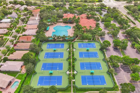 $749,900 | 1947 Northwest 130th Avenue, Pembroke Pines, FL 33028