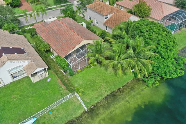 $749,900 | 1947 Northwest 130th Avenue, Pembroke Pines, FL 33028