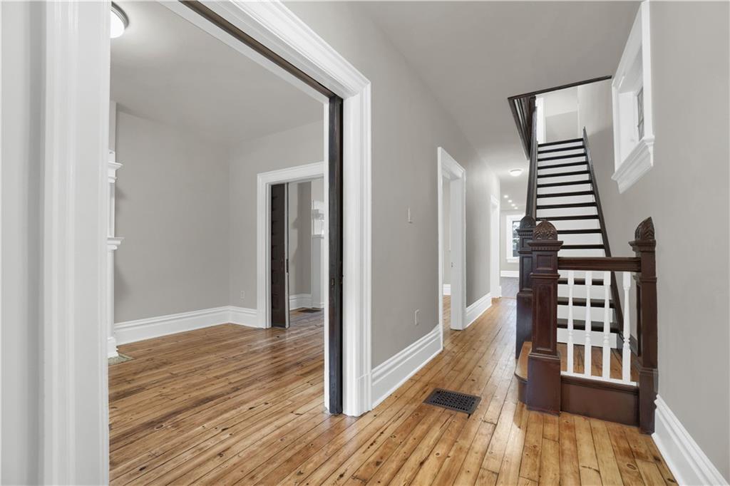 224 South Mathilda Street Pittsburgh, PA 15224 - Photo 4 of 25 Gallery Image 4