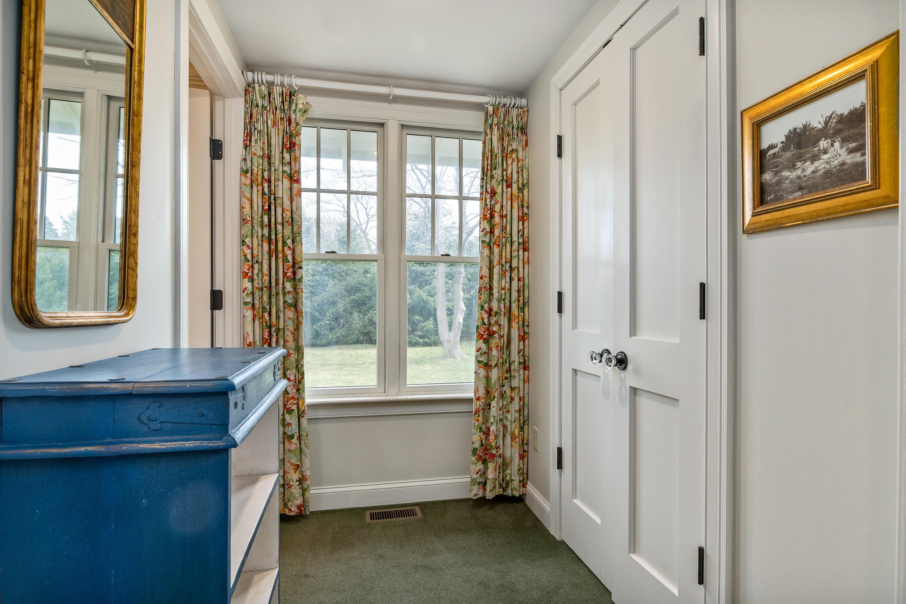 808 Central Road Rye, NH 03871 - Photo 4 of 33