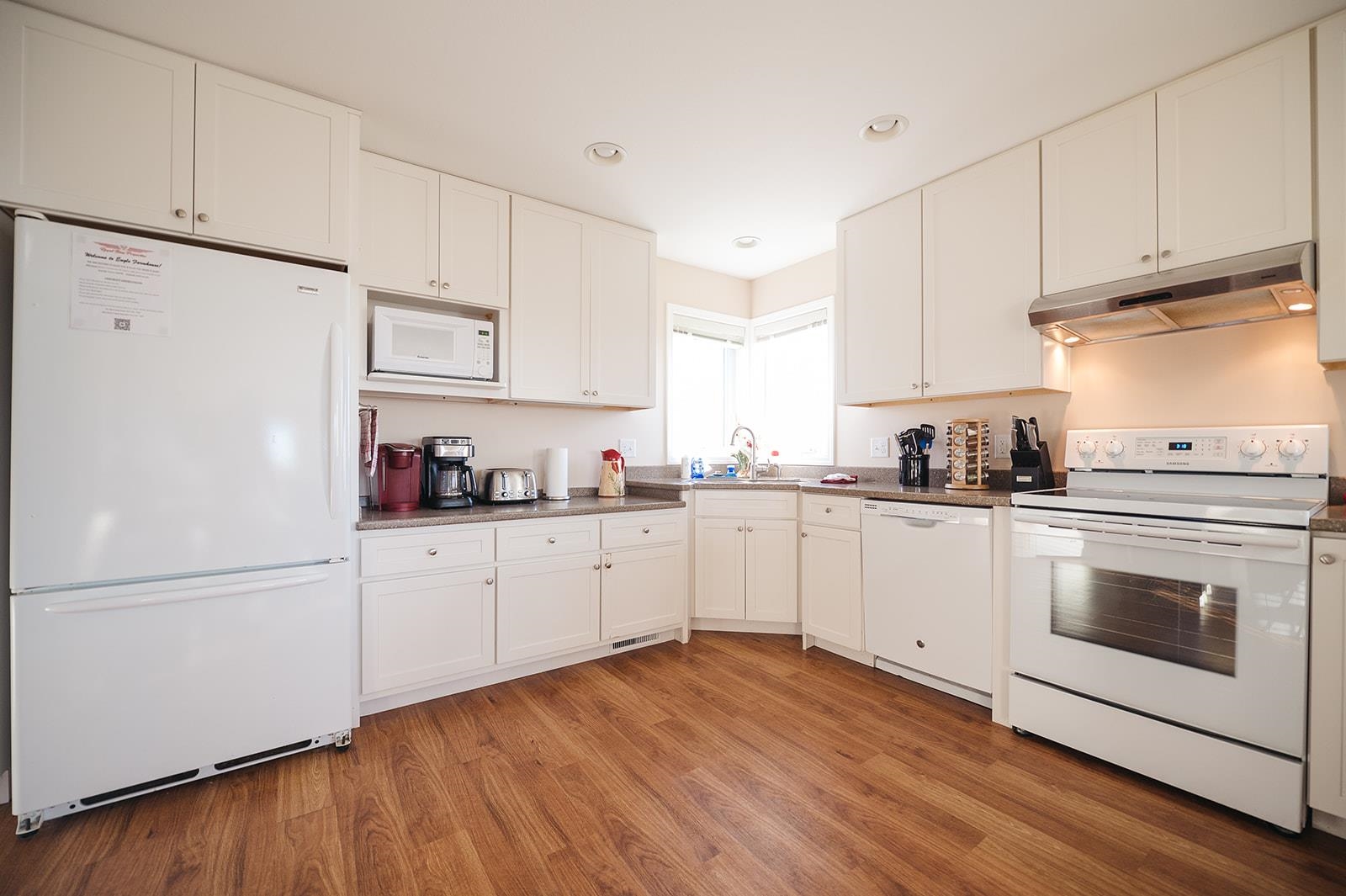 8114 Sayler Road Williamsburg, MI 49690 - Photo 3 of 8 Gallery Image 3