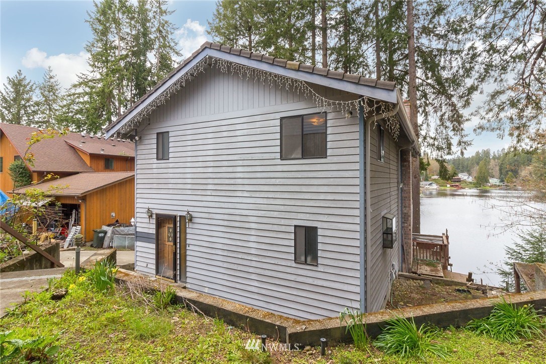 5307 Rehklau Road Southeast Olympia, WA 98513 - Photo 2 of 19 Gallery Image 2