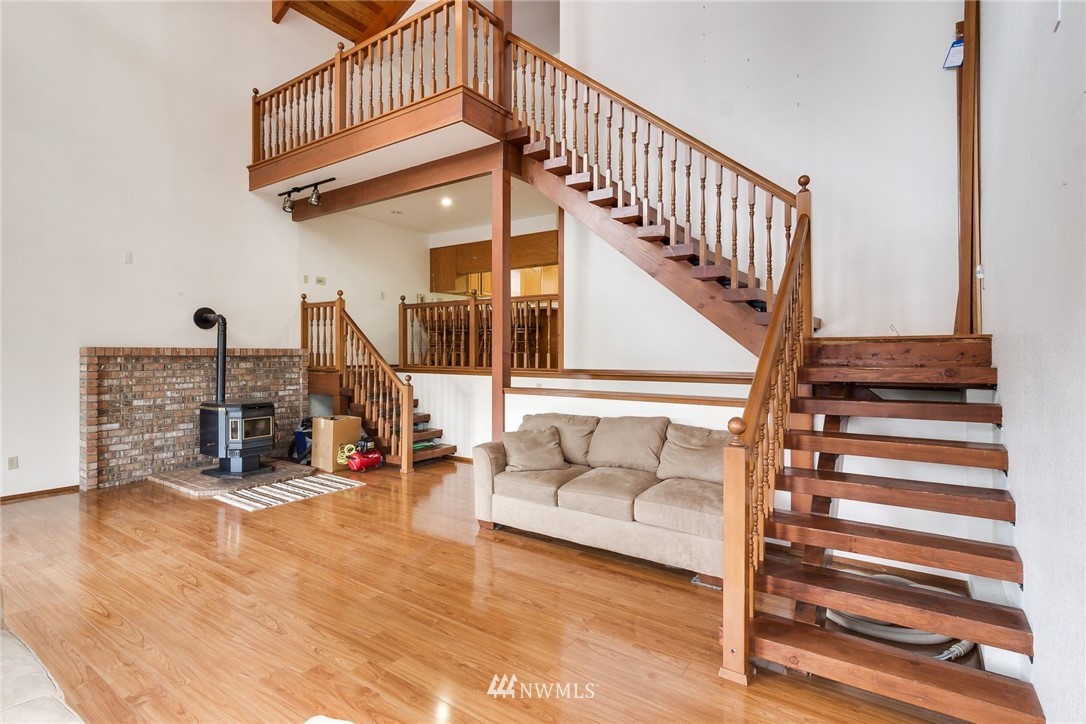 5307 Rehklau Road Southeast Olympia, WA 98513 - Photo 12 of 19 Gallery Image 12