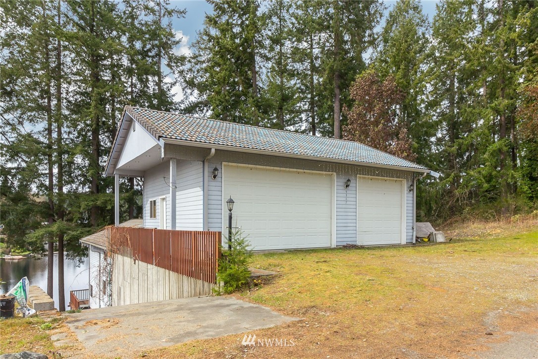 5307 Rehklau Road Southeast Olympia, WA 98513 - Photo 3 of 19 Gallery Image 3