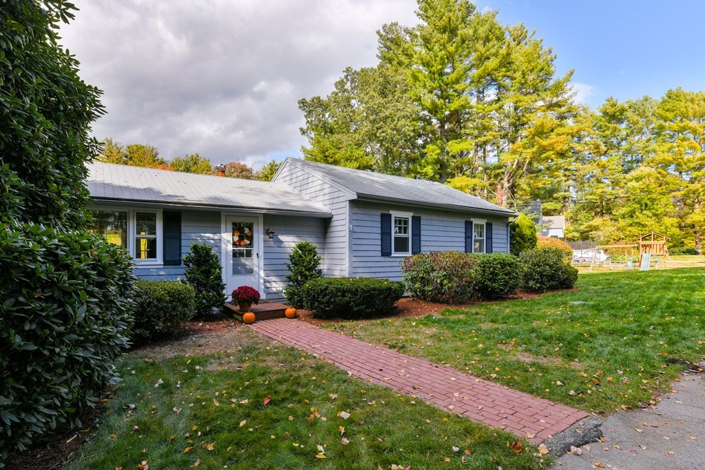 58 River Road Norfolk, MA 02056 - Photo 1 of 23 Gallery Image 1