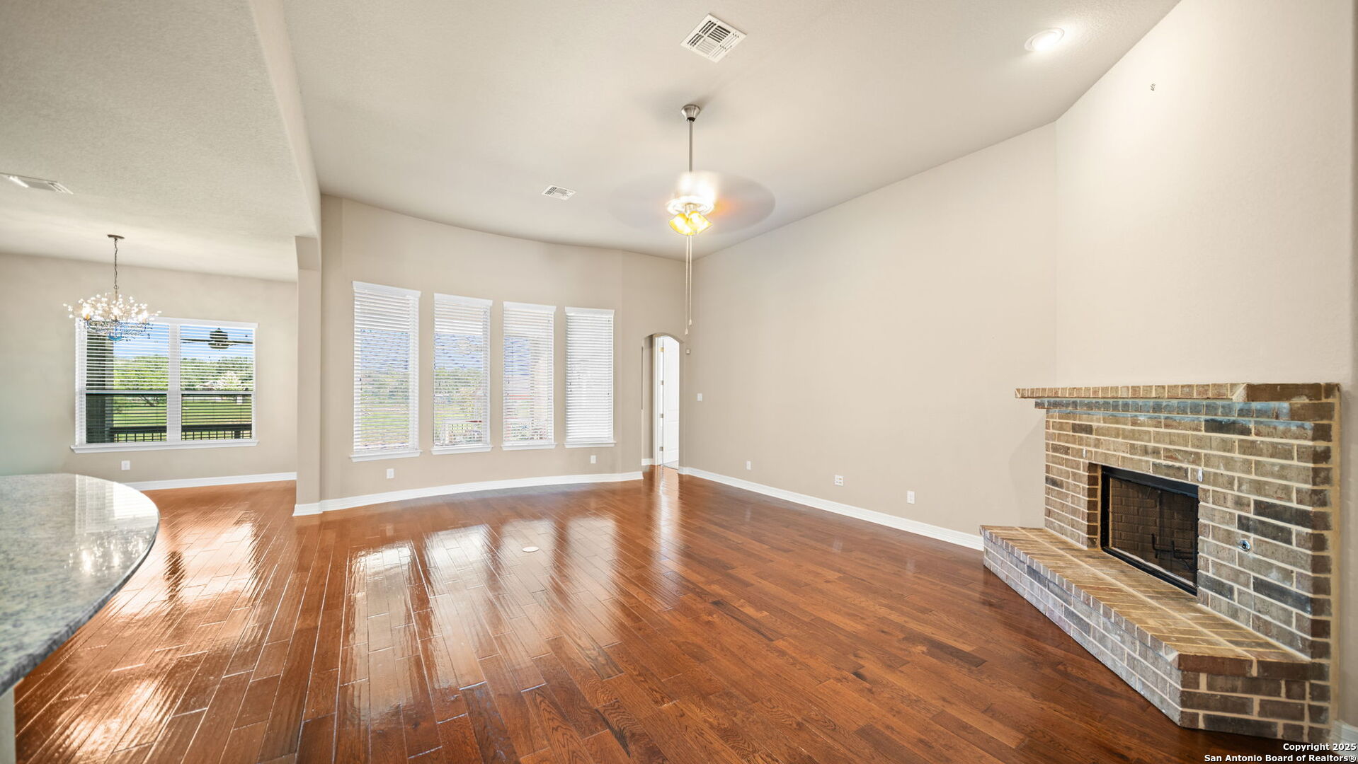 287 Cascade Trail Castroville, TX 78009 - Photo 7 of 44