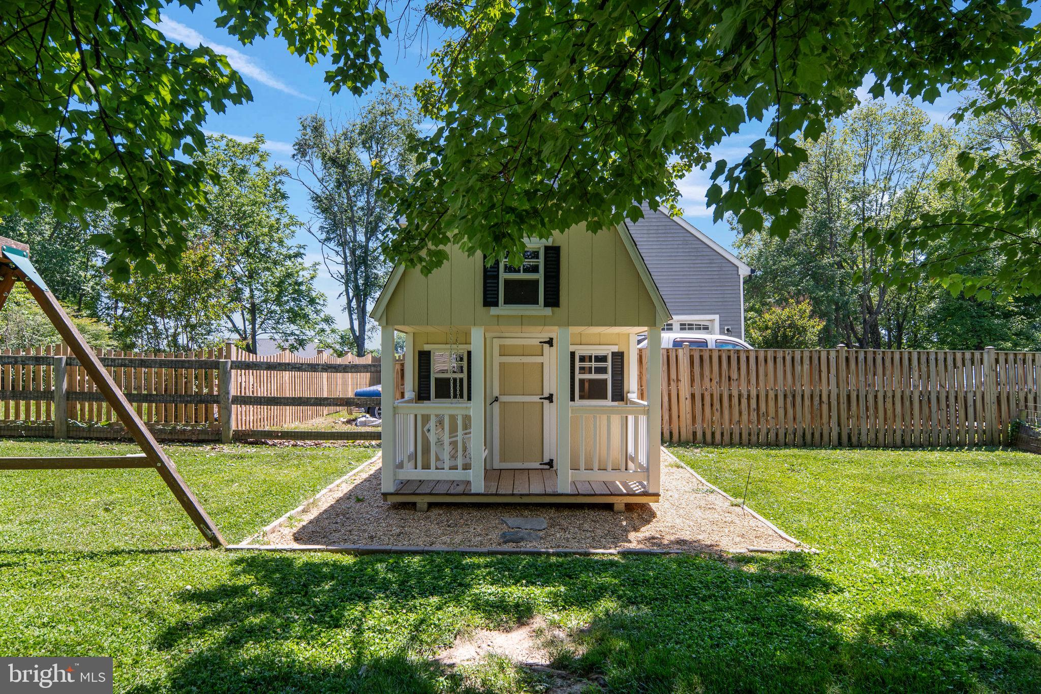 22202 Newlin Mill Road Middleburg, VA 20117 - Photo 33 of 37 Play House