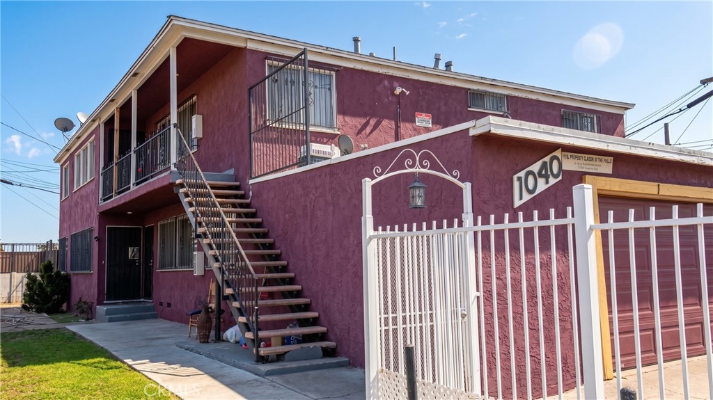 1040 West Reeve Street Compton, CA 90220 - Photo 3 of 11 Gallery Image 3