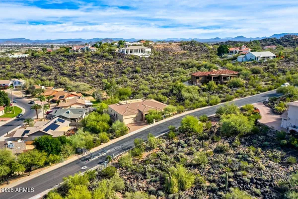 $950,000 | 1642 West Mandalay Lane, Phoenix, AZ 85023