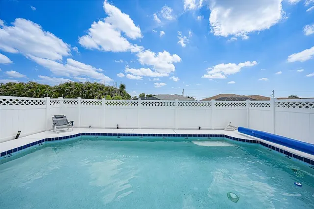 a view of a livingroom with furniture