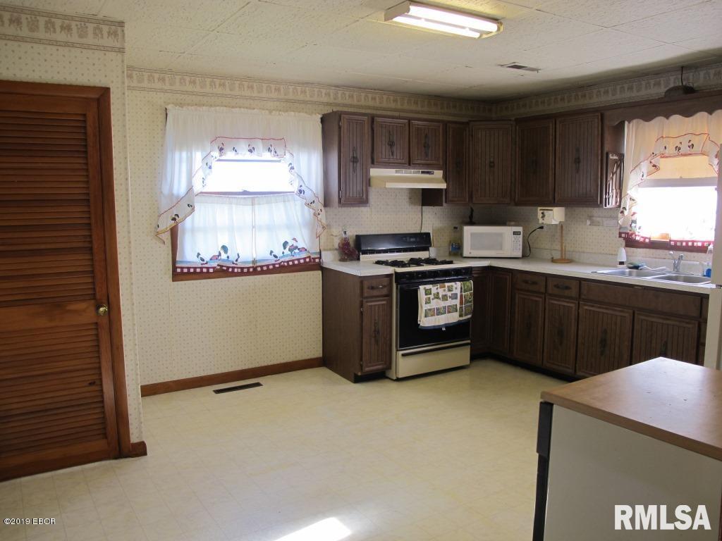 10959 Cedar Grove Road Marion, IL 62959 - Photo 13 of 30