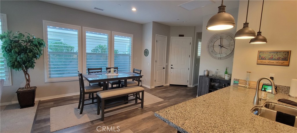 82 Burgundy Rancho Mirage, CA 92270 - Photo 9 of 42
