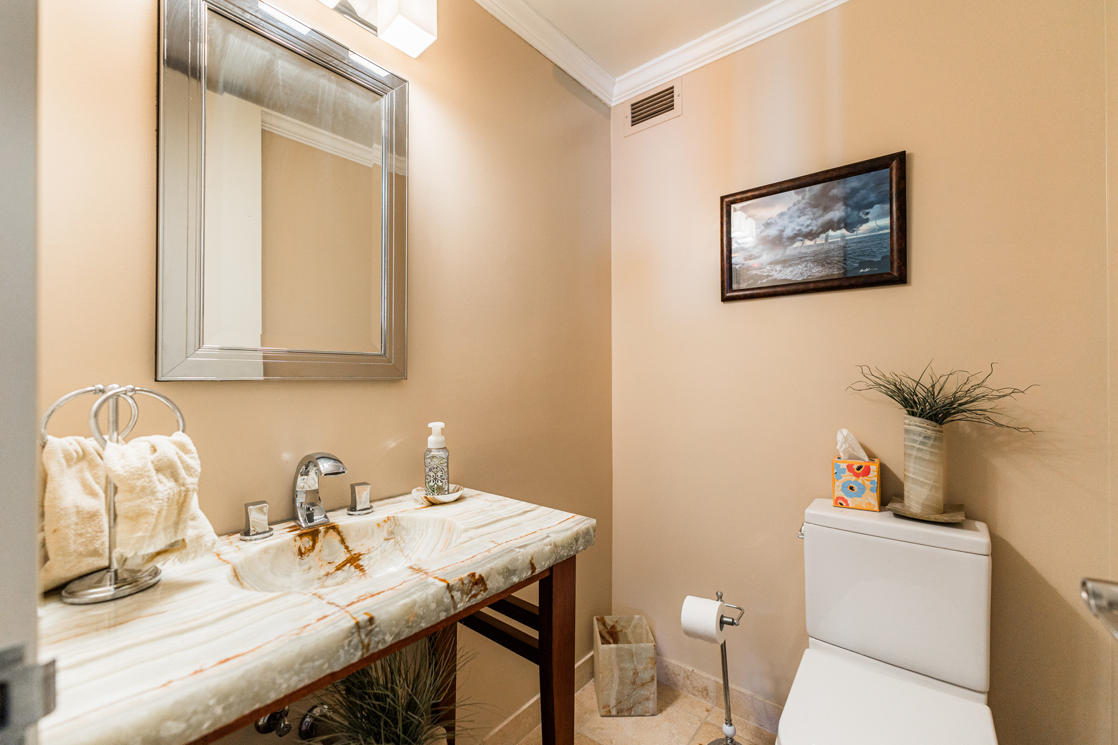 360 East Randolph Street, Unit 2102 Chicago, IL 60601 - Photo 16 of 38